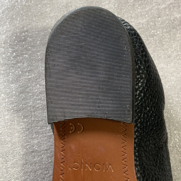 Vionic Amora Faux Fur Ladies Loafers - Picture 6 of 8